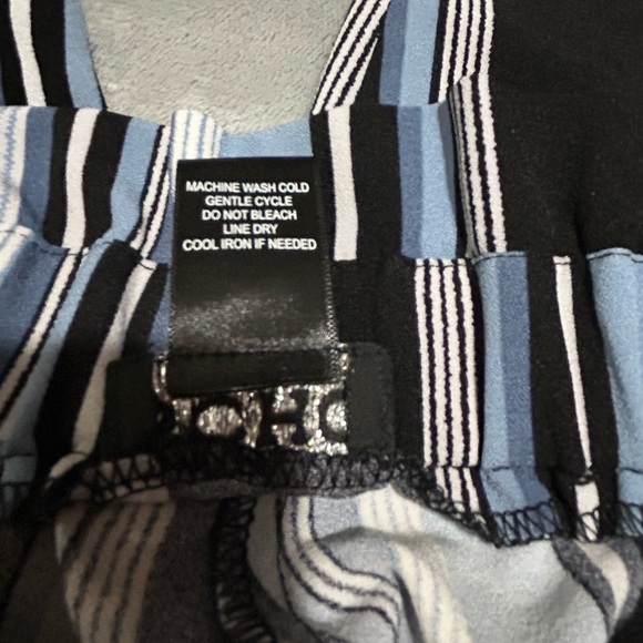 Soho Striped Paperbag Wide-Leg Pants Blue/Black XL Coastal Chic NWOT - Picture 4 of 5